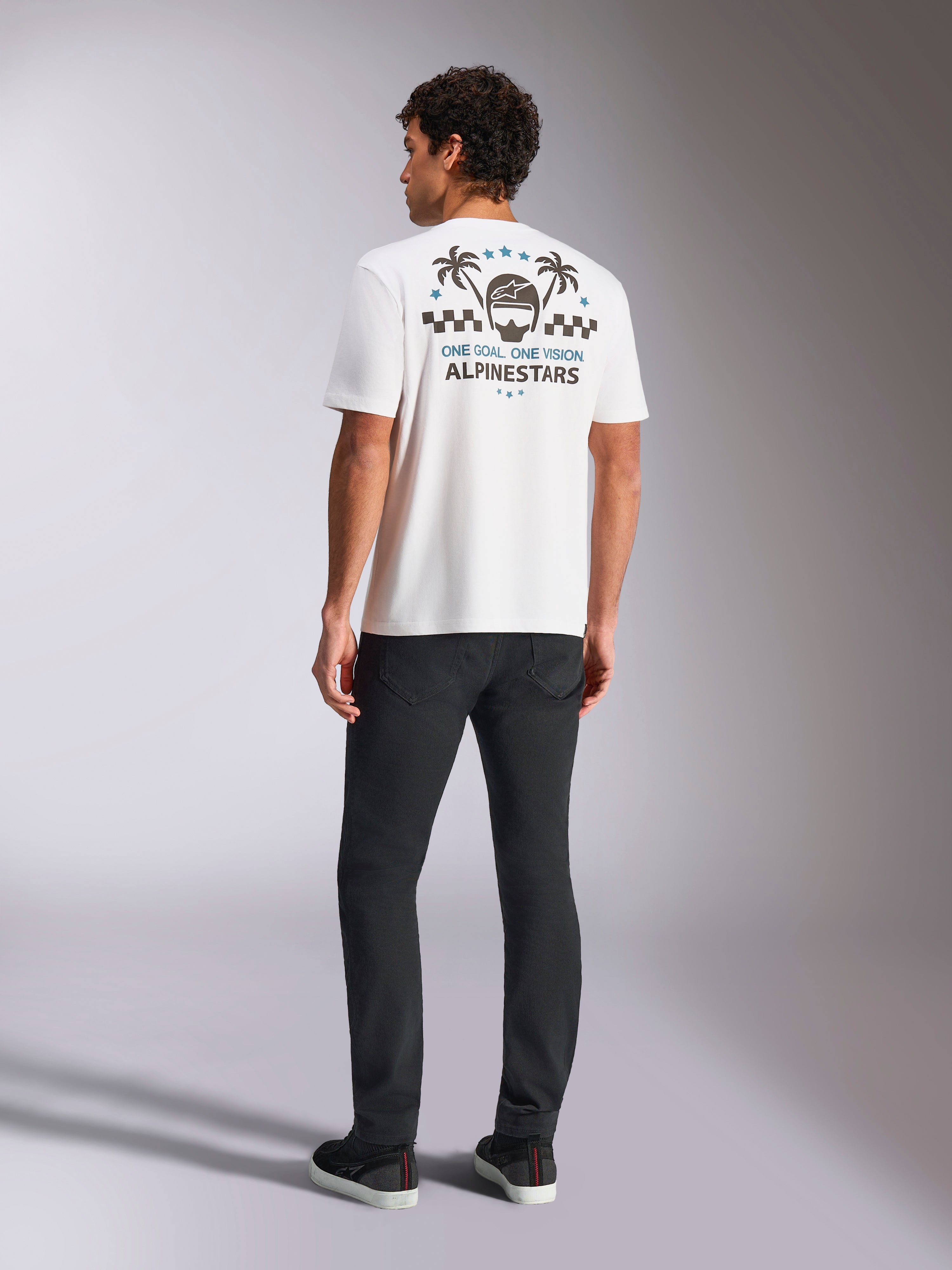 Alpinestars Order CSF Tee, T-shirt met korte mouwen, wit, achteraanzicht met palmboom- en helm-graphic, 'One Goal One Vision' slogan, casual motorsport streetwear