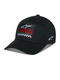 Alpinestars Matrix Snapback pet, zwart, gebogen klep met gestructureerde kroon, meerkleurige borduurpatch aan de voorzijde met Alpinestars-logo, rode branding en geblokt patroon, geborduurd logo aan de zijkant, casual motorsport-hoofddeksel