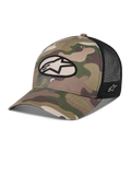 Alpinestars Oblique Camo Trucker pet, groene camouflage en zwart, voorzijde van camouflage twill met zwarte mesh achterzijde, ovale Alpinestars logo patch op de voorzijde, gebogen klep, casual motorsport hoofdbedekking