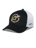 Alpinestars Aorbit Trucker Hat, zwart-witte snapback cap, voorzien van een 'Always Fast Made to Last'-grafiek en geel Astars-logo aan de voorkant, witte mesh achterkant met borduursel aan de zijkant en een gebogen klep