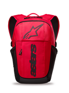 Alpinestars GFX Boss rugzak, rood en zwarte rugzak voor dagelijks gebruik, 20 liter inhoud, voorzien van verhoogd zwart siliconen Astars-logo en verticale branding, zijvakken van mesh, gevoerde luchtmesh schouderbanden, duurzame 600D polyester constructie