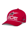 Alpinestars Ride Comp Snapback pet, rood, met wit 3D Astars-logo en RIDE-tekst, gebogen klep met witte gevlochten koordafwerking, gestructureerde kroon, casual sportkleding