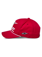 Alpinestars Ride Comp Snapback pet, rood, zijprofiel, wit geborduurd ster-logo, gevlochten koordafwerking, gebogen klep, casual motorsportkleding