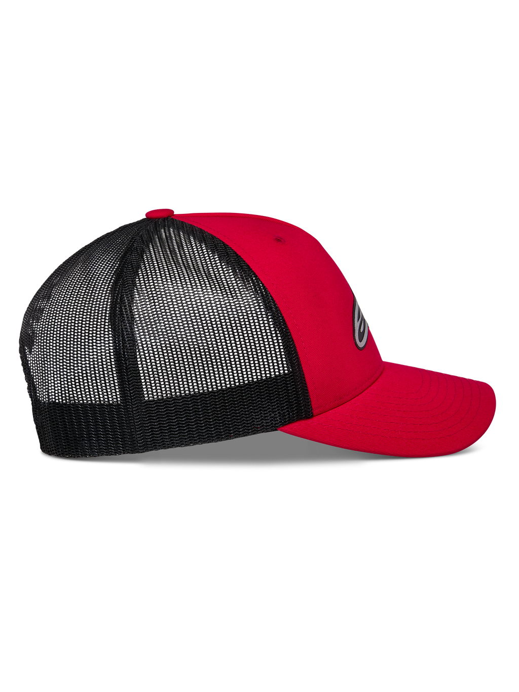 Alpinestars Reflect Ageless Trucker-Mütze, Rot und Schwarz, Seitenansicht, rote Twill-Vorderseite und gebogener Schirm, Rückseite aus schwarzem Poly-Mesh, strukturierte Krone, lässige, vom Motorsport inspirierte Kopfbedeckung