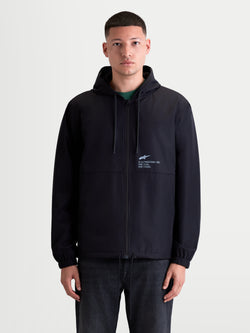 Alpinestars Speeder Resolve Winddichte Jacke, leichte Kapuzenjacke für Herren, Schwarz, winddichte Textilkonstruktion, mit verstellbarer Kapuze und 'One Goal. One Vision.' Branding auf der Brust, Sportswear.