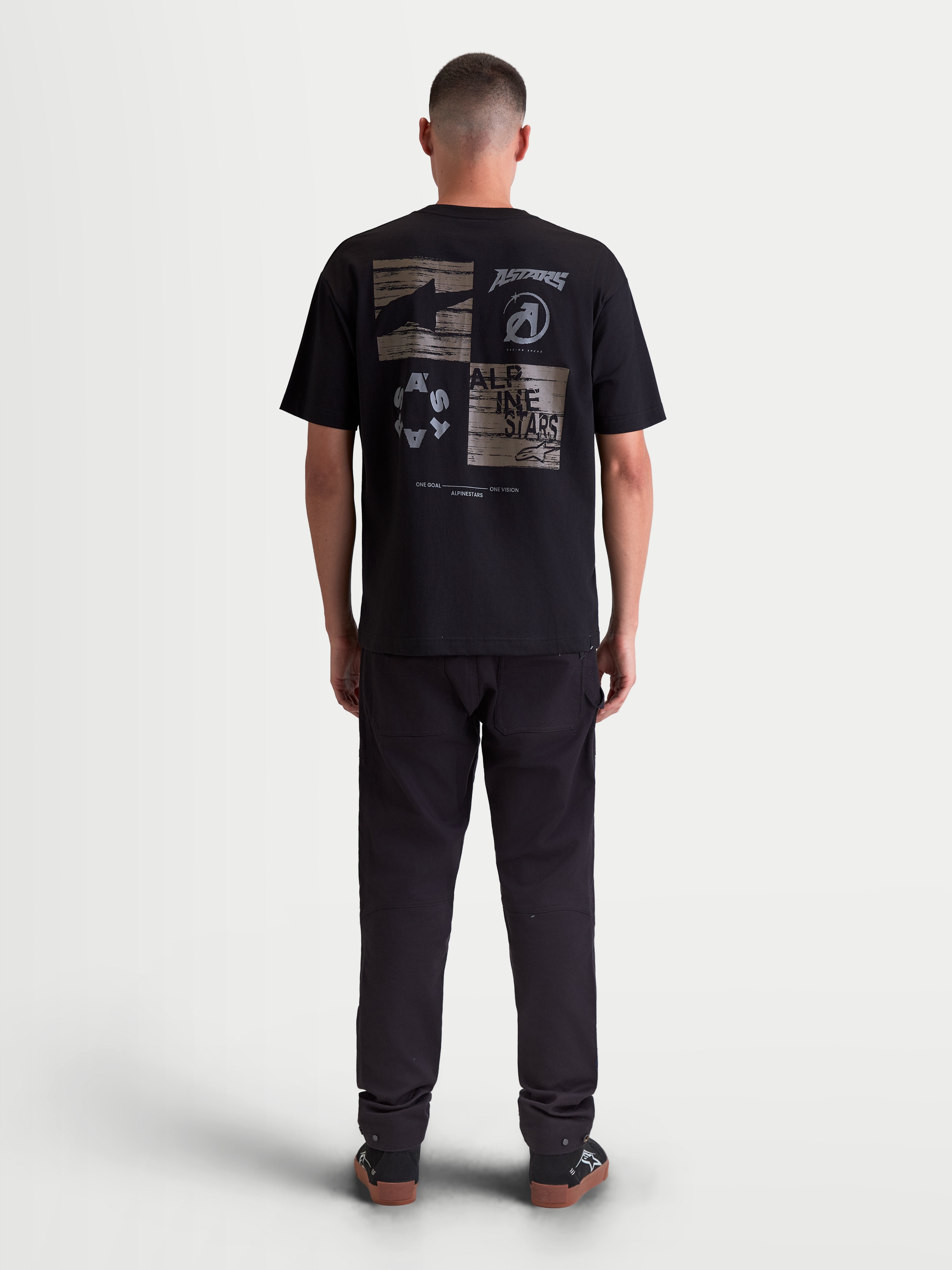 Alpinestars Checkback Oversized CSF t-shirt, herensportswear t-shirt met korte mouwen, zwart en grijs, achteraanzicht met grote grijze checkerboardgrafiek en Astars-logo's, oversized casual pasvorm.