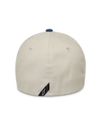 Alpinestars County Canvas hoed, zand en blauwe sportswearpet met flexibele achterkant en oxford perzikstoftextuur.