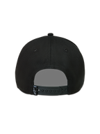 Alpinestars Acme Snapback, casquette sportswear noire, vue arrière avec fermeture à pression réglable et étiquette logo