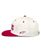 Alpinestars Stadium Snapback, casquette sportswear blanc cassé et rouge, visière plate avec logo Astars brodé sur le côté.