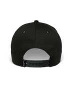 Alpinestars Metal Logo Pet, snapback pet, zwart, achteraanzicht met verstelbare snapback-sluiting en klein geweven logo-label, casual motorsport-geïnspireerde streetwear.