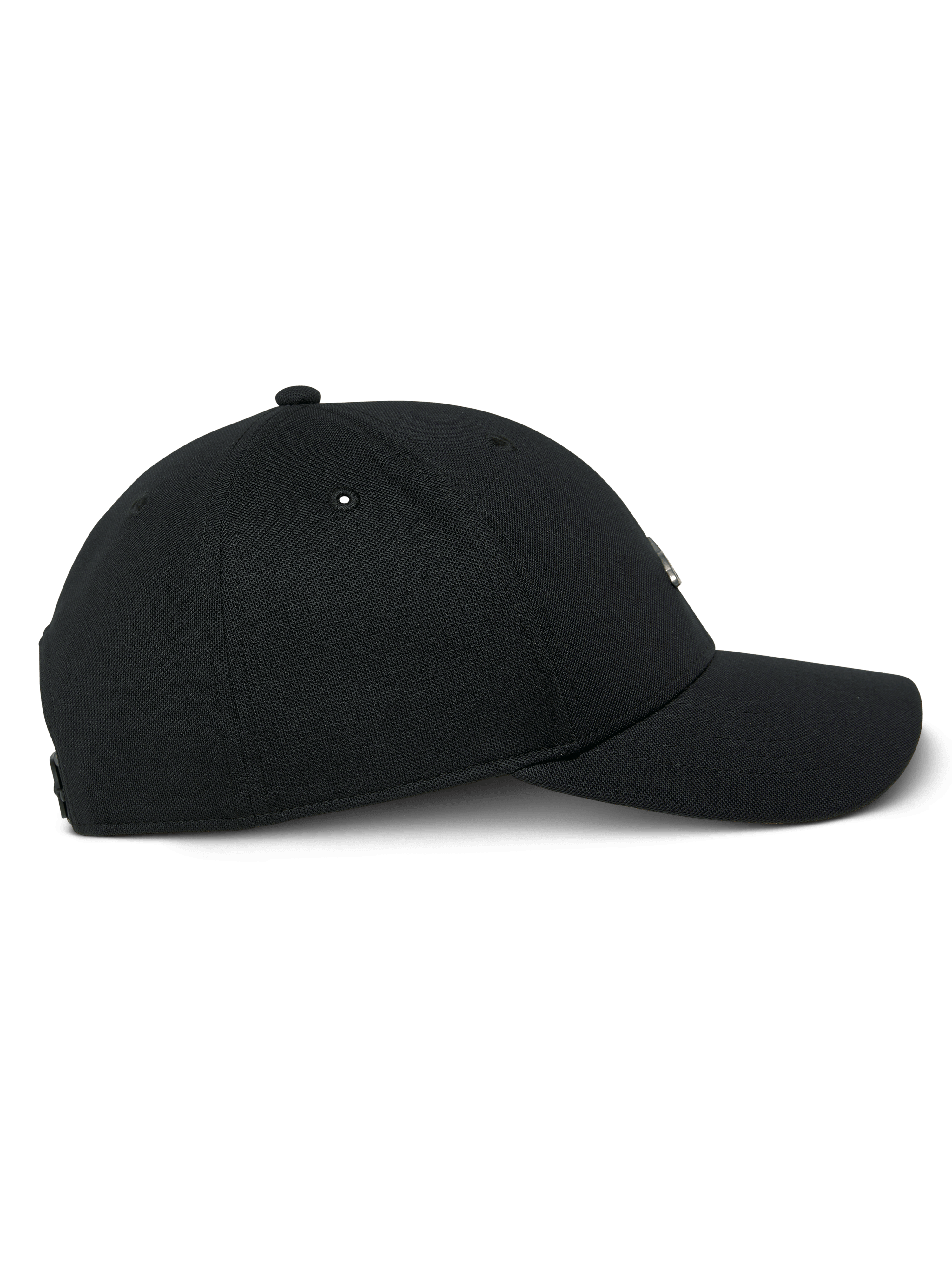 Alpinestars Metal Logo pet, zwart, zijaanzicht van een snapback cap met gebogen klep, gestructureerde kroon van mini pique materiaal en 3D gevormde metalen logobadge, casual motorsport streetwear