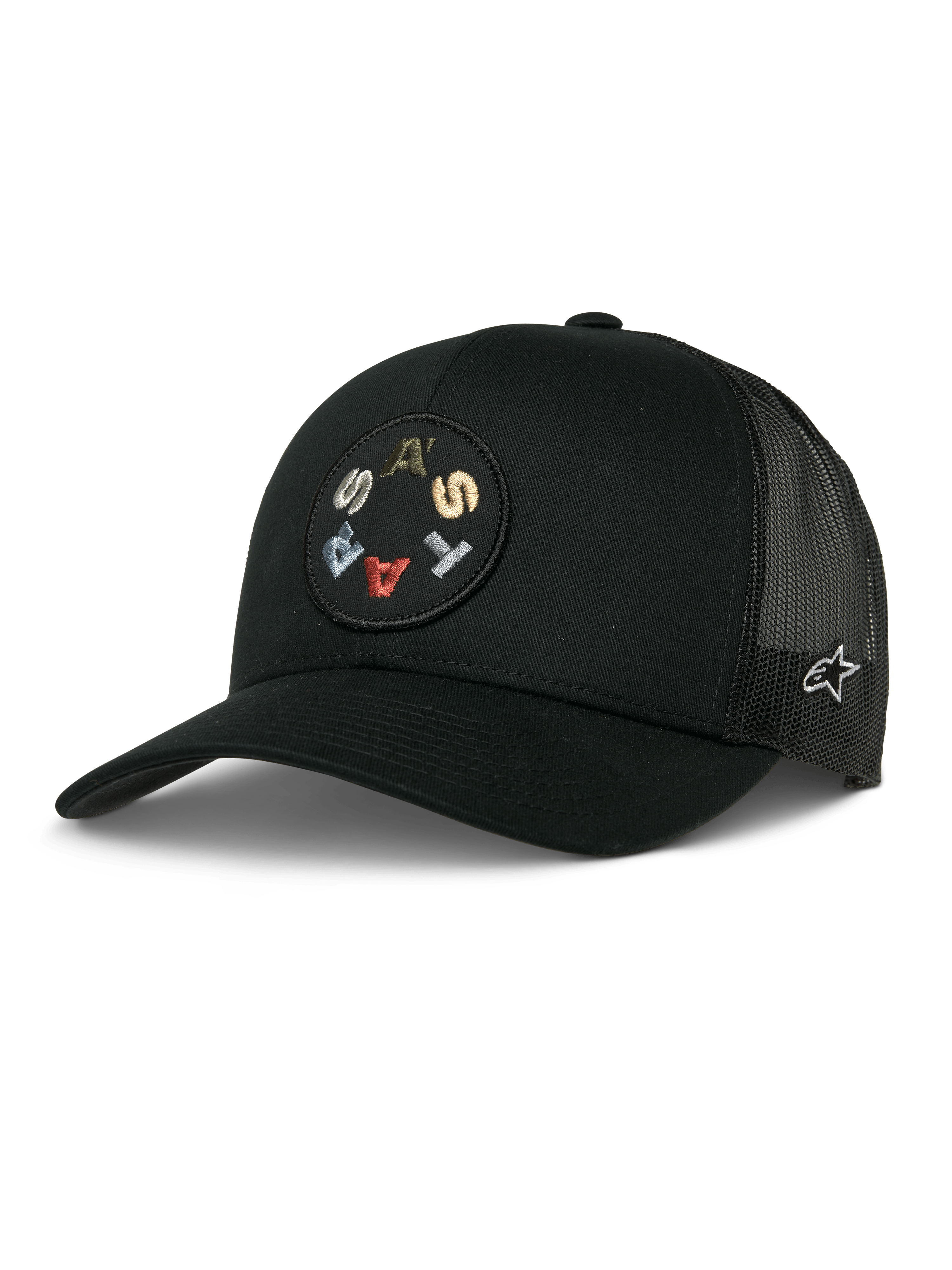 Alpinestars Gambit Trucker Hat, Schwarz, runder Front-Patch mit bunt bestickten Buchstaben, atmungsaktive Mesh-Rückseite, gebogener Schirm, kleines weißes Logo an der Seite, lässige Motorsport-Lifestyle-Kopfbedeckung