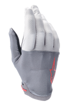 Gants Alpinestars A-Aria, gants de VTT, gris foncé et gris clair avec accents rouges, logo étoile rouge, tissu extensible ventilé et construction légère et flexible