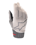 Alpinestars A-Dura Handschuhe, Mountainbike-Handschuhe, Hellgrau und Anthrazit, mit einem großen Sternlogo auf dem Handrücken, rotem Alpinestars-Branding auf der Neoprenmanschette, texturiertem Stretch-Obermaterial und ergonomischem Design für Offroad-Radsport