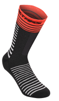 Alpinestars Drop Socken 19, MTB-Radsocken, Schwarz mit weißen horizontalen Streifen, leuchtend roter gerippter Bund mit schwarzem Logo, leichte Mesh-Konstruktion, 19 cm Länge