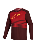 A-Dura Elite 2.0 MTB-jersey in bordeaux, lange mouwen met rood borstblok en geel Alpinestars-logo.