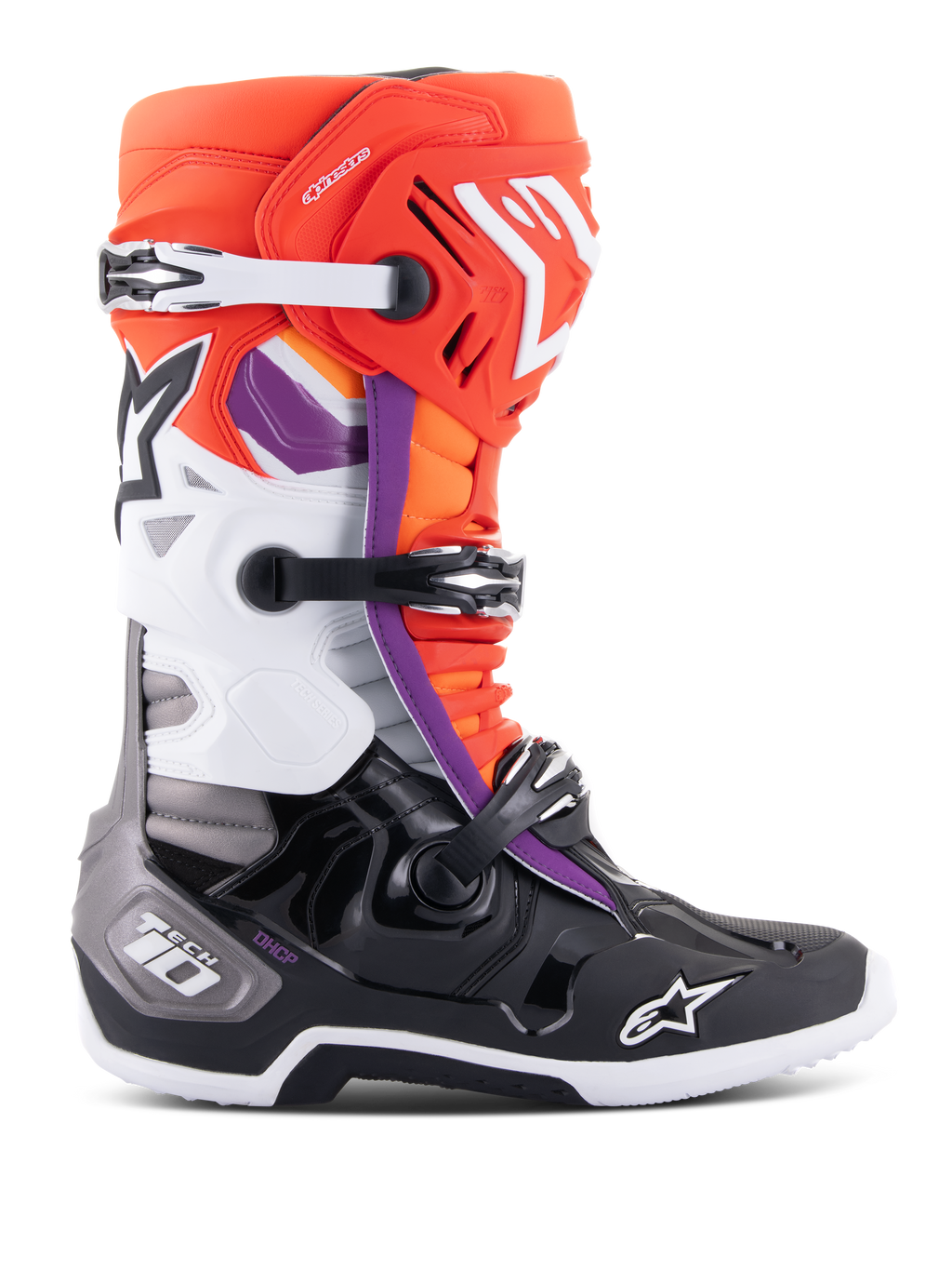 Alpinestars Tech 10 laarzen, motocrosslaarzen, zwart met fluo-oranje, witte en paarse accenten, met een drievoudig gespsysteem, sterlogo's op de scheen en neus en DHCP hielbescherming, zijaanzicht van off-road racelaarzen.