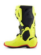 Alpinestars Tech 10 Stiefel, Motocross-Stiefel, Gelb Fluo Schwarz und Rot Fluo, Seitenprofil, leuchtend neongelbe Konstruktion mit schwarzen Schutzpaneelen und roten Fluo-Sohlendetails, Hochleistungsausrüstung für Offroad-Rennsport
