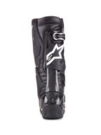Alpinestars Tech 10 Enduro Stiefel, Schwarz, Rückansicht eines einzelnen Stiefels mit weißem Alpinestars-Logo, strapazierfähigem TPU-Fersenschutz und robustem Enduro-Sohlendesign für den Offroad-Rennsport