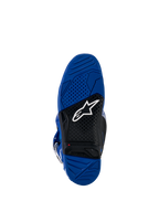 Alpinestars Yamaha Tech 7 laarzen, motorcrosslaarzen, blauw en zwart zoolaanzicht, dual-compound gevulkaniseerde rubberen buitenzool met getextureerd grippatroon, voorzien van een wit Alpinestars-logo en rode slijtage-indicator