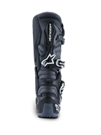 Alpinestars 2026 Tech 7 Enduro Stiefel, Rückansicht, Schwarz Anthrazit und Weiß, Offroad-Motorradstiefel mit weißem Astar-Logo, Schnallenverschlusssystem und TPU-Fersenschutz