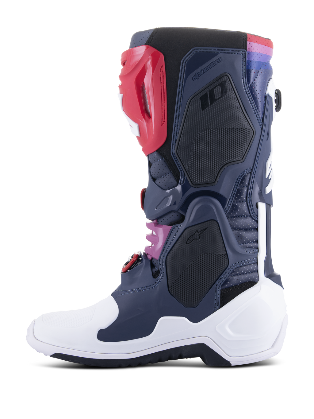 Alpinestars Tech 10 Supervented laarzen, motorcrosslaarzen, Night Navy White Rainbow, zijprofiel met geventileerde mesh-panelen, witte beschermende schaal en kleurrijke accenten, hoogwaardig off-road schoeisel.