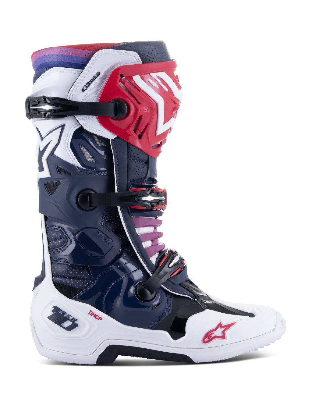 Alpinestars Tech 10 Supervented motorlaarzen, motorcross race-laarzen, Night Navy White Rainbow kleurstelling, zijaanzicht, met een navy blauwe en witte schaal met rode accenten, zwarte gespen en een paars naar rood kleurverloop bij de bovenste boord, hoogwaardige geventileerde constructie voor off-road racebescherming