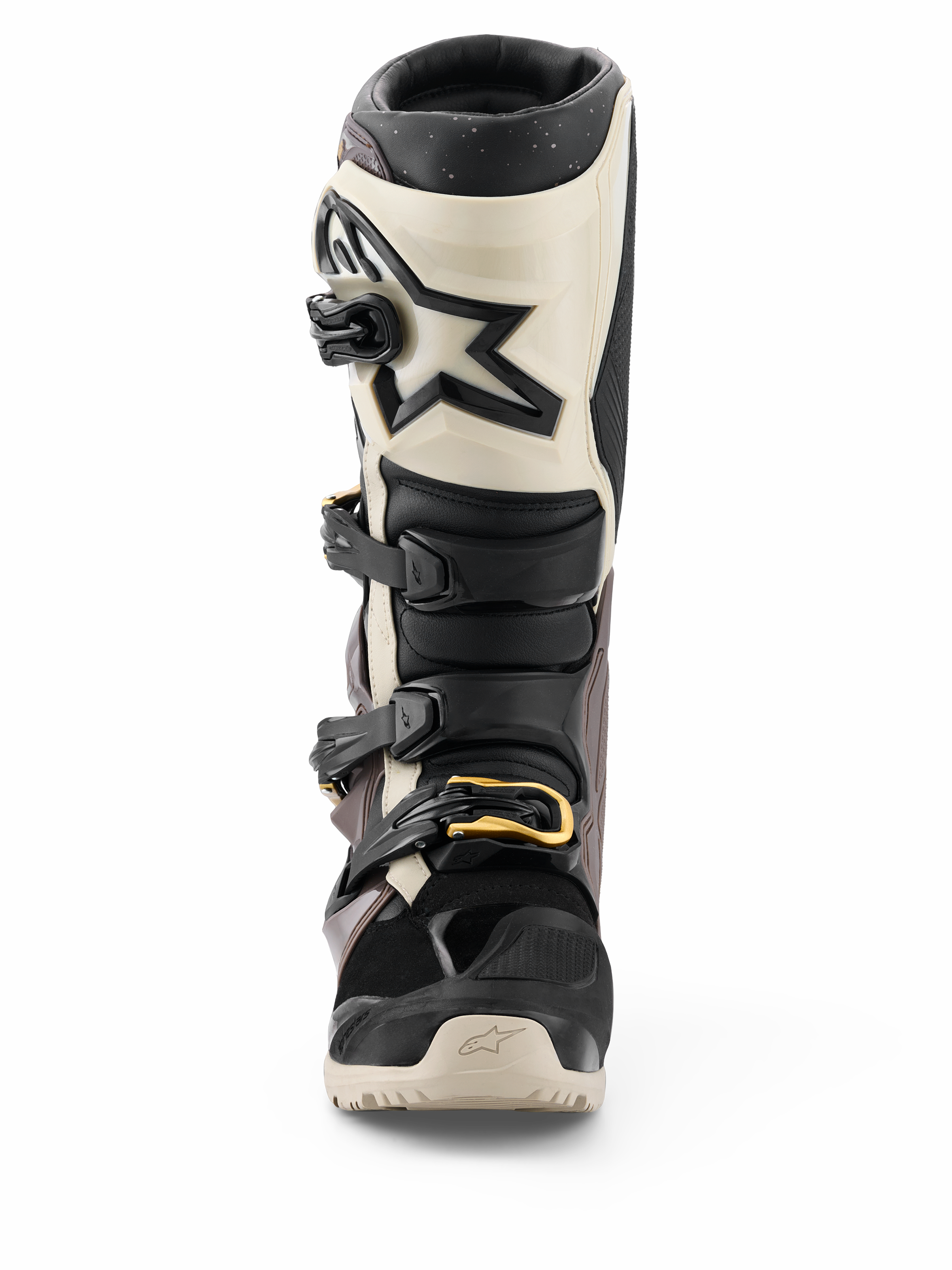 Alpinestars 2026 Tech 7 Enduro Drystar® Stiefel, Schwarz, Dunkelgrau und Gold, wasserdichte Offroad-Motorradstiefel, Vorderansicht mit Mehrfach-Schnallenverschlusssystem mit goldenen Akzenten, TPU-Schienbeinschutz und Stern-Logo-Design.