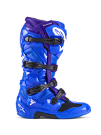 Alpinestars Tech 7 laarzen, motocrosslaarzen, blauw en paars, met vier zwarte gespen, glanzende TPU-beschermende schaal met wit Alpinestars-logo, duurzaam off-road schoeisel