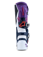 Alpinestars Tech 7 laarzen, herenmotorcrosslaarzen, achteraanzicht in paars en wit met fluo rode TPU-bescherming.