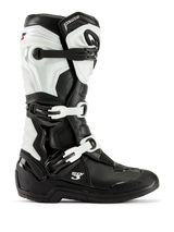 Alpinestars Tech 3 Boots, bottes de motocross, noir et blanc, vue de profil présentant un système de fermeture à trois boucles, des panneaux de protection en TPU et une construction synthétique durable pour la course tout-terrain