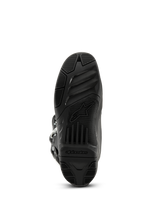 Bottes Alpinestars Tech 3, bottes de motocross, noir, vue de dessous de la semelle extérieure en caoutchouc texturé avec logo et lettrage Alpinestars, design cranté à haute adhérence pour performance tout-terrain
