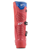 Alpinestars Tech 5 laarzen, motorcrosslaarzen, felrood, donkerrood en Alpine blauw, achteraanzicht met de hiel, accordeon-flexzones en blauwe bovenste gaiter, met zichtbare gespen en merklogo's