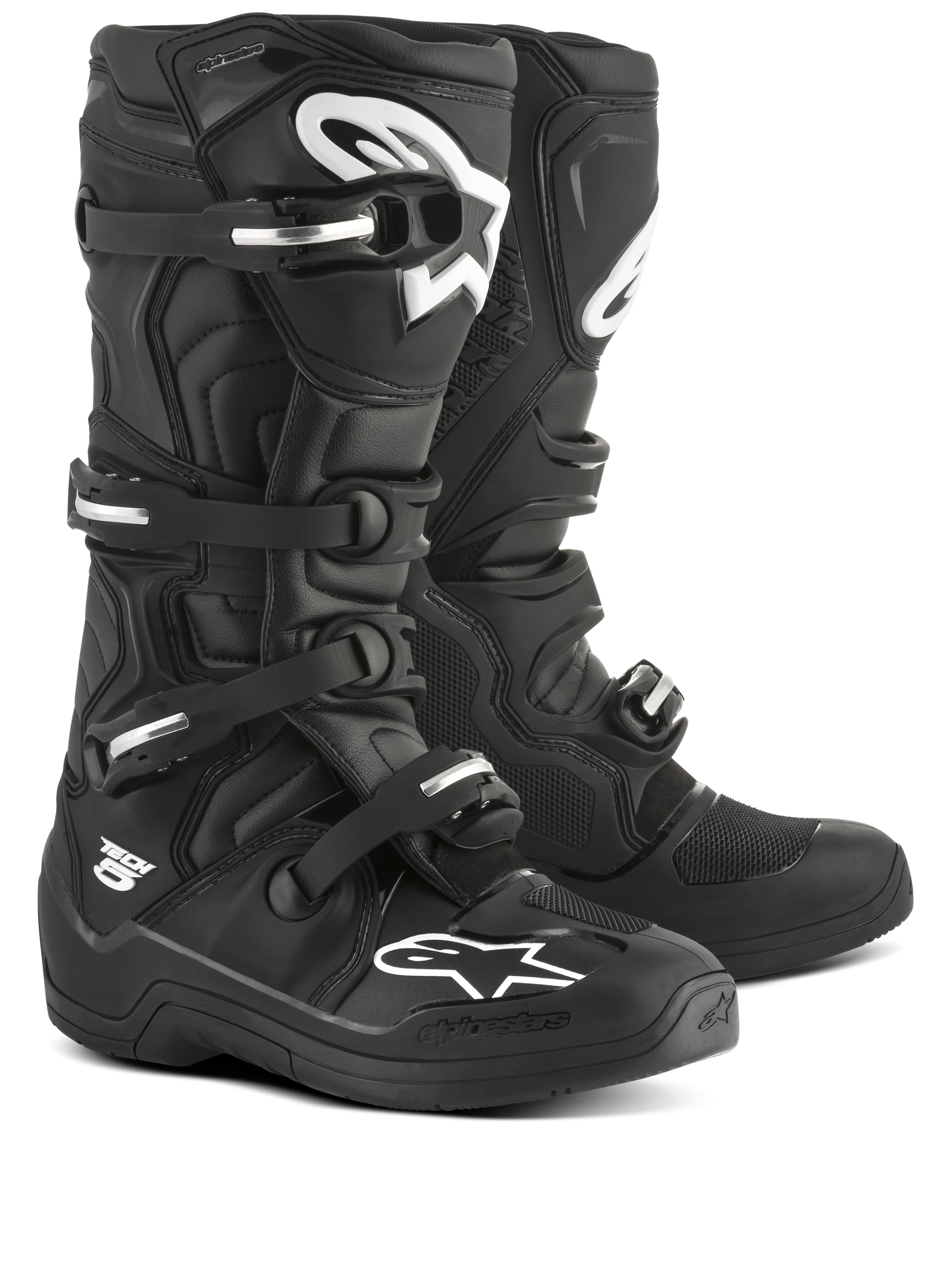 Alpinestars Tech 5 laarzen, motocross motorlaarzen, zwart en wit, biomechanisch pivotsysteem, aluminium gespsluiting, CE-gecertificeerd.