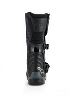 Alpinestars Corozal V2 Adventure Drystar® laars, zwarte waterdichte adventure-motorlaars met beschermende scheenplaat, gespsluiting en all-terrainzool, vooraanzicht
