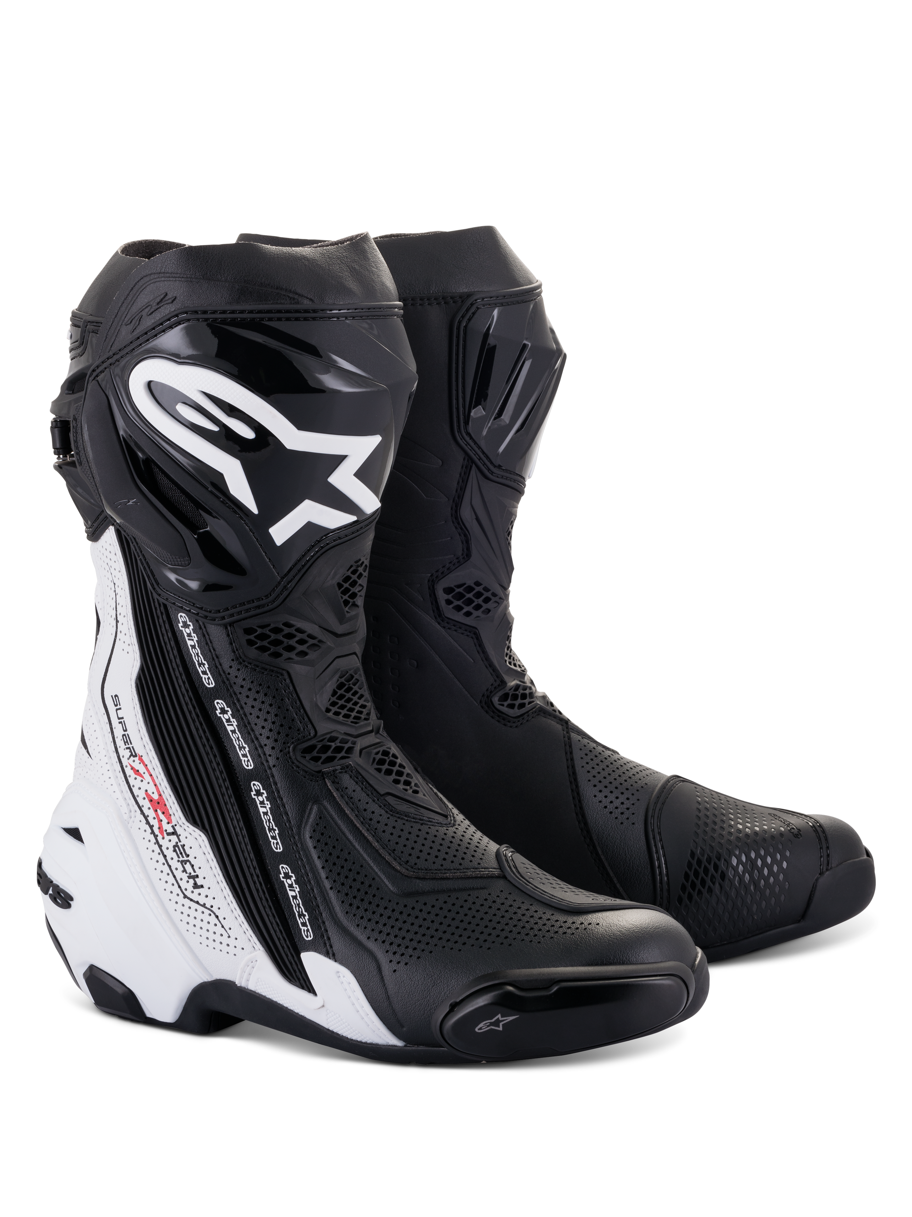 Bottes Alpinestars Supertech R Vented, bottes de course moto, noir et blanc, dotées de nombreuses perforations pour la ventilation, logo blanc imposant sur le tibia, protections en TPU et design aérodynamique pour les performances sur piste.