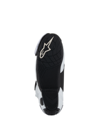 Semelle des bottes Alpinestars Supertech R Vented, semelle extérieure en caoutchouc léger noir avec relief texturé pour l'adhérence sur les repose-pieds, logo Alpinestars Astar blanc, coloris blanc et noir