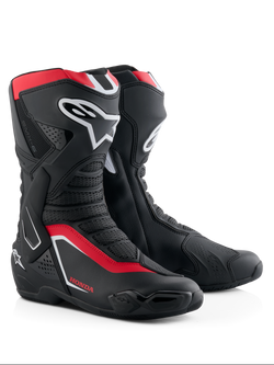 Alpinestars Honda SMX-6 V3 laarzen, performance motorlaarzen, zwart, felrood en wit, voorzien van TPU scheenbeen- en enkelbescherming, geventileerde mesh-panelen en een modern aerodynamisch profiel met Honda-branding.