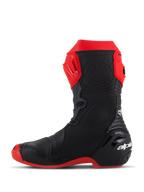 Alpinestars Supertech R LE Pecco Bagnaia Belüftete Stiefel, Racing-Motorradstiefel, Rot und Schwarz, Seitenprofilansicht, mit umfassenden Perforationen, roter TPU-Schienbeinplatte, verstärkter Ferse und roter Sohle, aerodynamisches Design für Hochleistungs-Rennsport