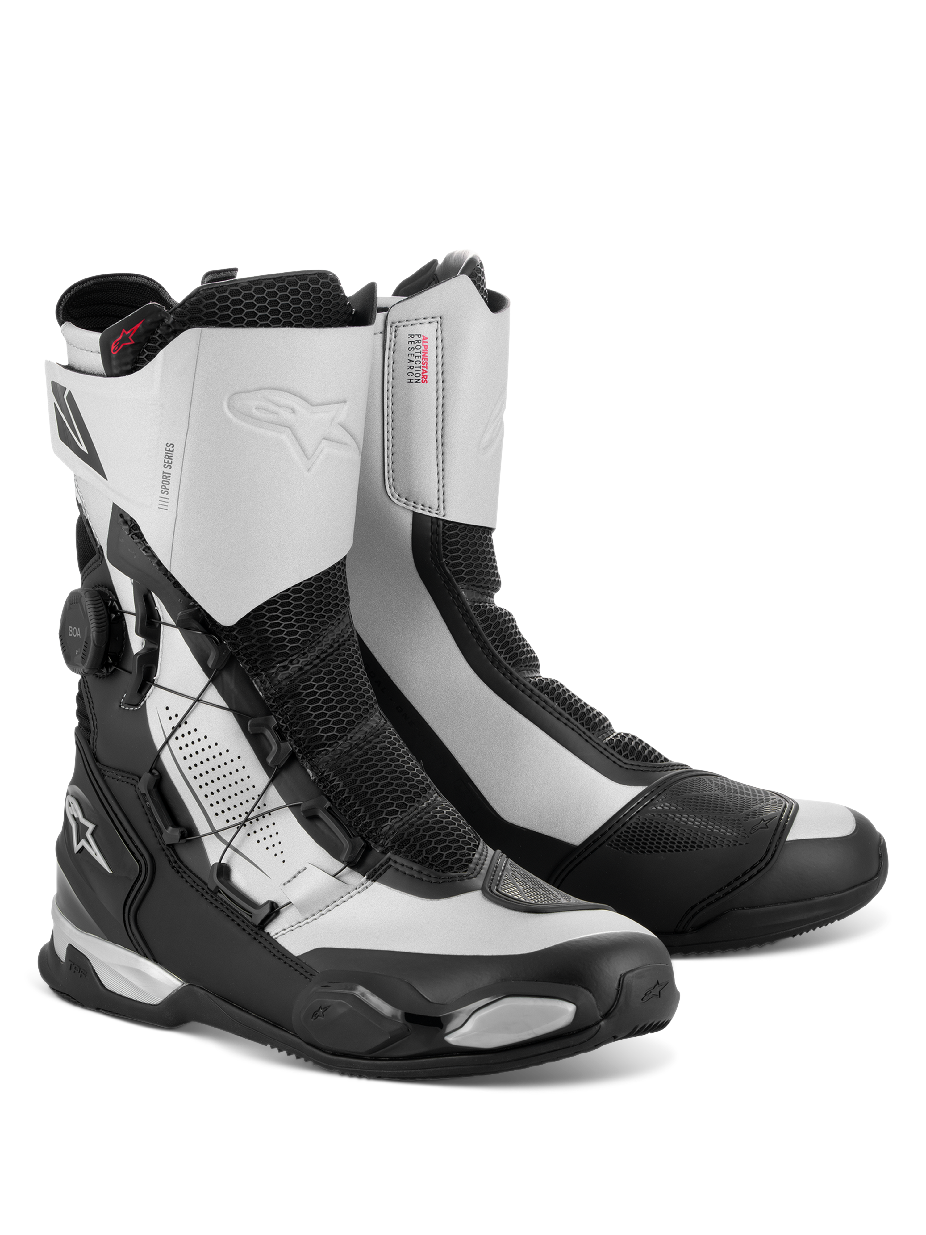 Alpinestars SP-X BOA laarzen, halfhoge sport-touring motorlaarzen, zwart en zilver, met het BOA Fit Systeem aan de zijkant, Rideknit mesh-panelen en TPU hiel- en teenbescherming, strak atletisch design met Alpinestars-logo's