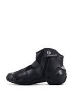 Bottes Alpinestars SMX-1 R V2 Vented, noir, chaussures de moto performantes à coupe basse, vue de profil montrant la tige en microfibre perforée, les protections en TPU et la fermeture à glissière latérale.