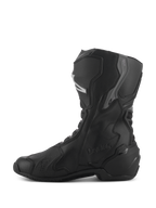 Alpinestars Stella SMX-6 V3 Drystar® Stiefel, Wasserdichte Damen-Motorradstiefel, Schwarz und Silber, Seitenansicht mit TPU-Schienbein- und Knöchelschutz, eingeprägtem Drystar-Logo, langlebige Mikrofaser-Konstruktion für Sport- und Straßenfahrten.