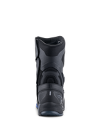 Alpinestars RT-8 GORE-TEX laarzen, motorlaarzen voor touring, zwart en blauw, achteraanzicht met nadruk op de versterkte hielkap, getextureerde synthetische panelen en subtiele Alpinestars-branding