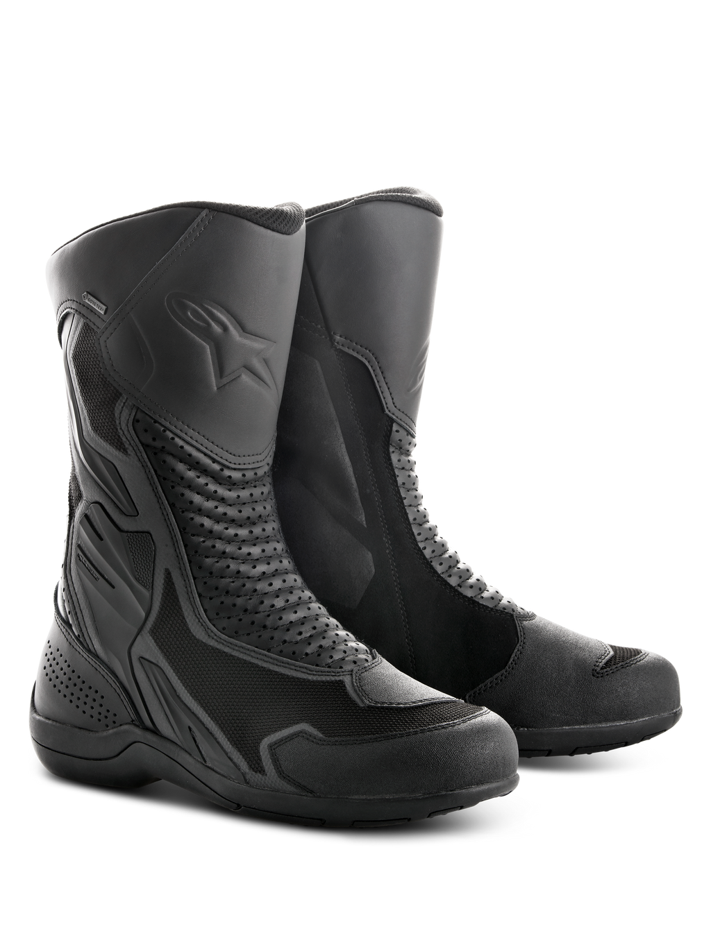 Alpinestars Air Plus V2 GORE-TEX Stiefel, Motorrad-Tourenstiefel, Schwarz, mit einer Kombination aus belüftetem Mesh und Lederkonstruktion, perforierten Akkordeon-Paneelen für Flexibilität, geprägtem Stern-Logo auf dem Schienbein und einer strapazierfähigen Gummisohle, entwickelt für Fahrten bei jedem Wetter.