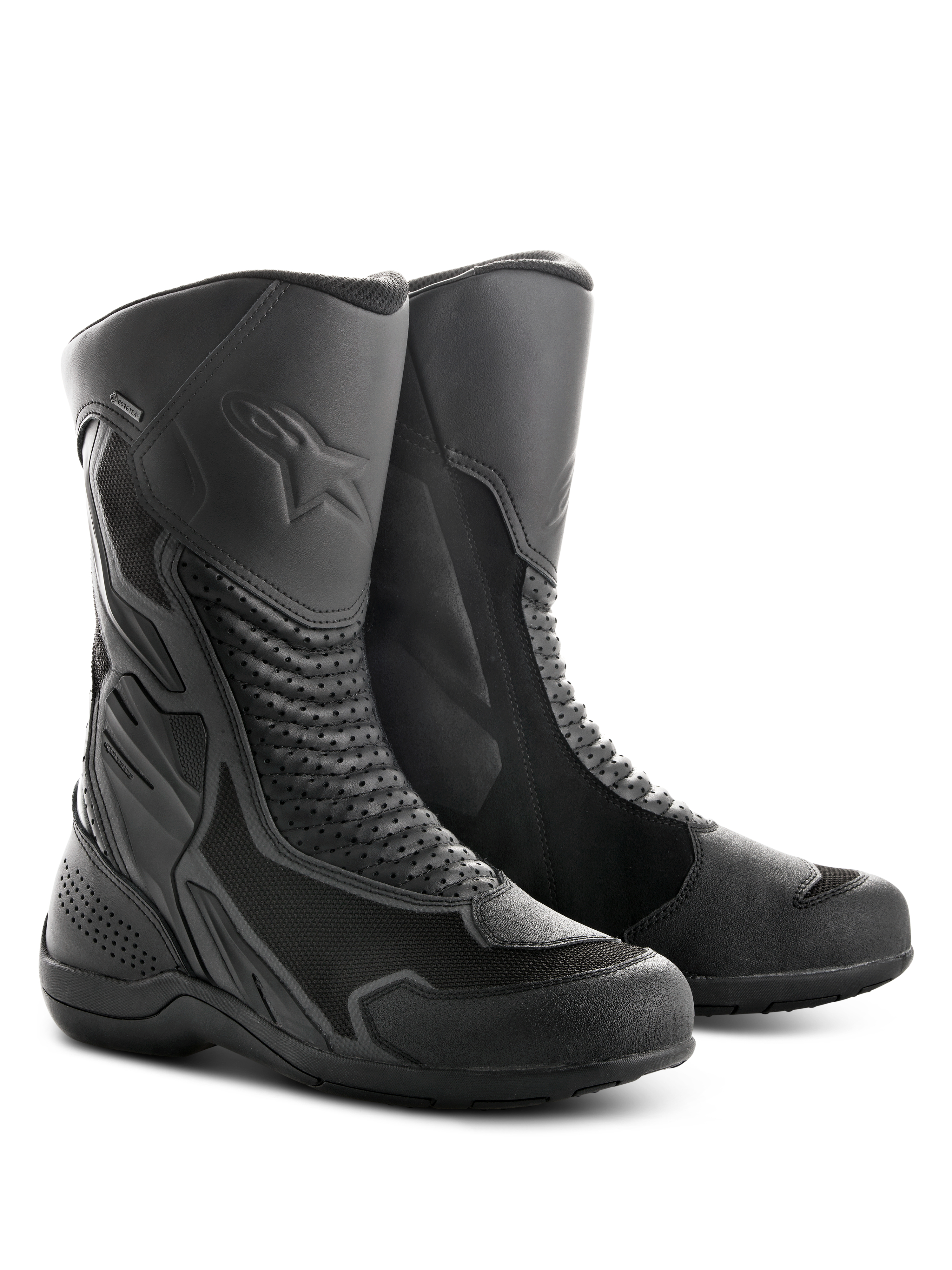 Alpinestars Air Plus V2 GORE-TEX Stiefel, Motorrad-Tourenstiefel, Schwarz, mit einer Kombination aus belüftetem Mesh und Lederkonstruktion, perforierten Akkordeon-Paneelen für Flexibilität, geprägtem Stern-Logo auf dem Schienbein und einer strapazierfähigen Gummisohle, entwickelt für Fahrten bei jedem Wetter.