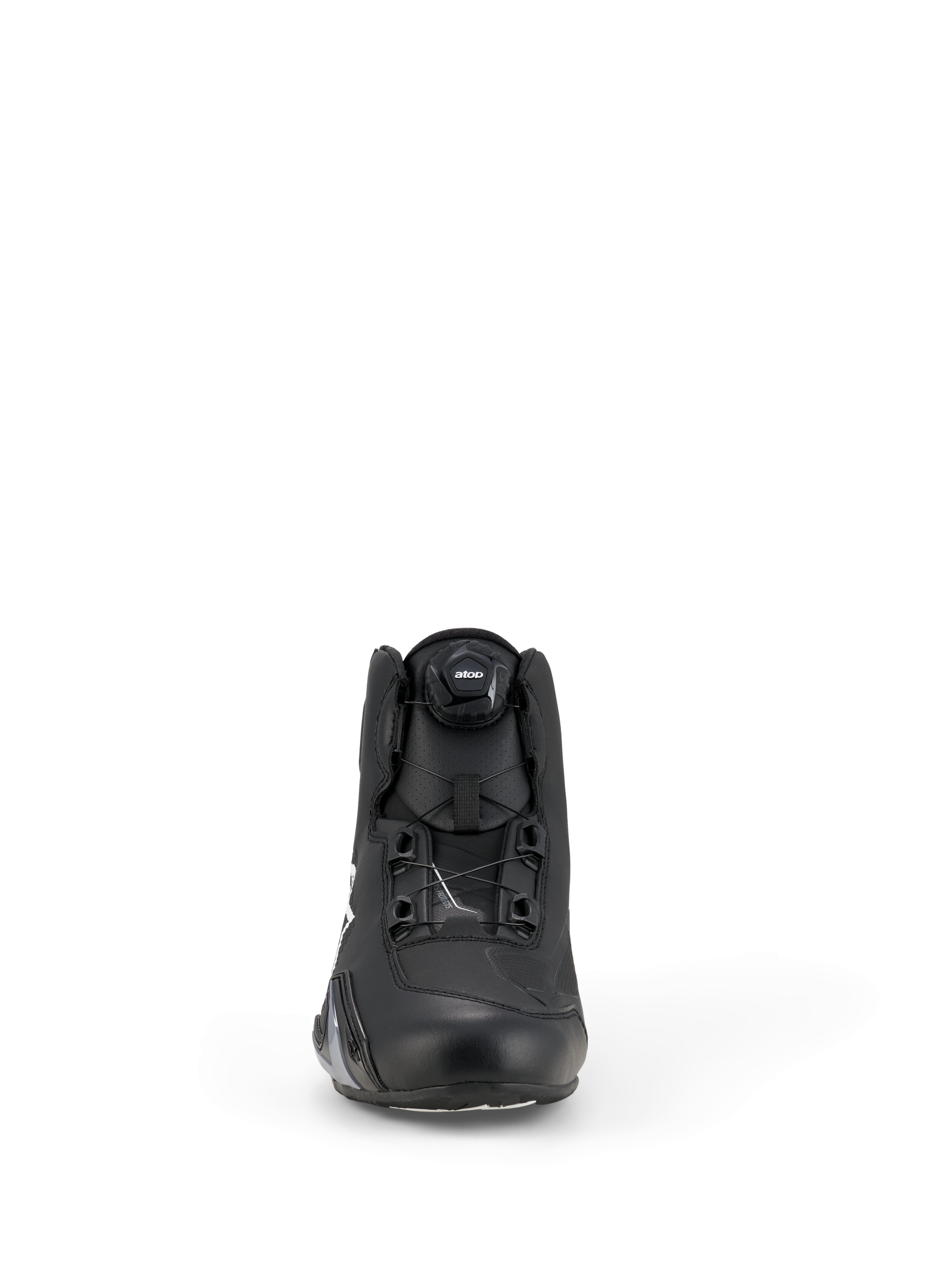 Chaussures Alpinestars Celer, chaussures de moto, noir et blanc, vue de face montrant la molette du système de fermeture innovant Rotor, construction en microfibre technique, design sportif performant et épuré