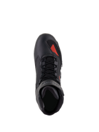 Alpinestars Faster-3 Rideknit® Schuhe, Schwarz Grau Hellrot, Draufsicht, mit schwarzem Mikrofaser-Chassis und rotem Strick-Akzent im Zehenbereich, schwarzen Schnürsenkeln und gepolstertem Kragen, technische Motorradschuhe