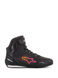 Alpinestars Stella Faster-3 Rideknit® damesschoenen, motorschoenen, zwart, geel en roze, zijaanzicht met ademend gebreid bovenwerk, opvallend sterlogo met kleurverloop en klittenband enkelband.