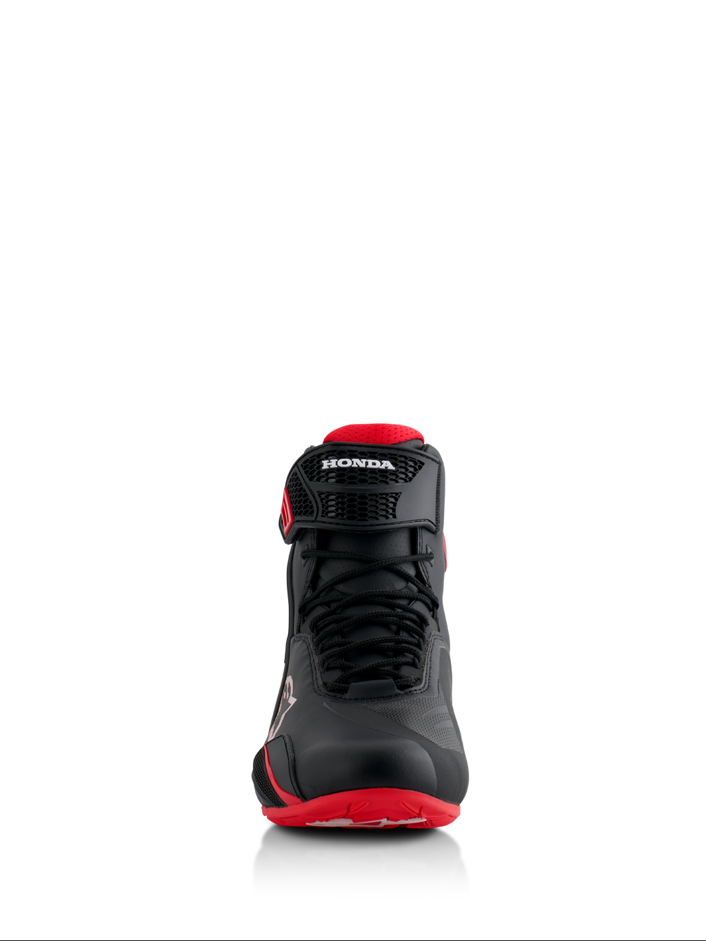 Alpinestars Honda Faster-4 schoenen, zwart en rood, vooraanzicht, met naadloze microvezelconstructie, vetersluiting en verstelbare enkelband met Honda-branding