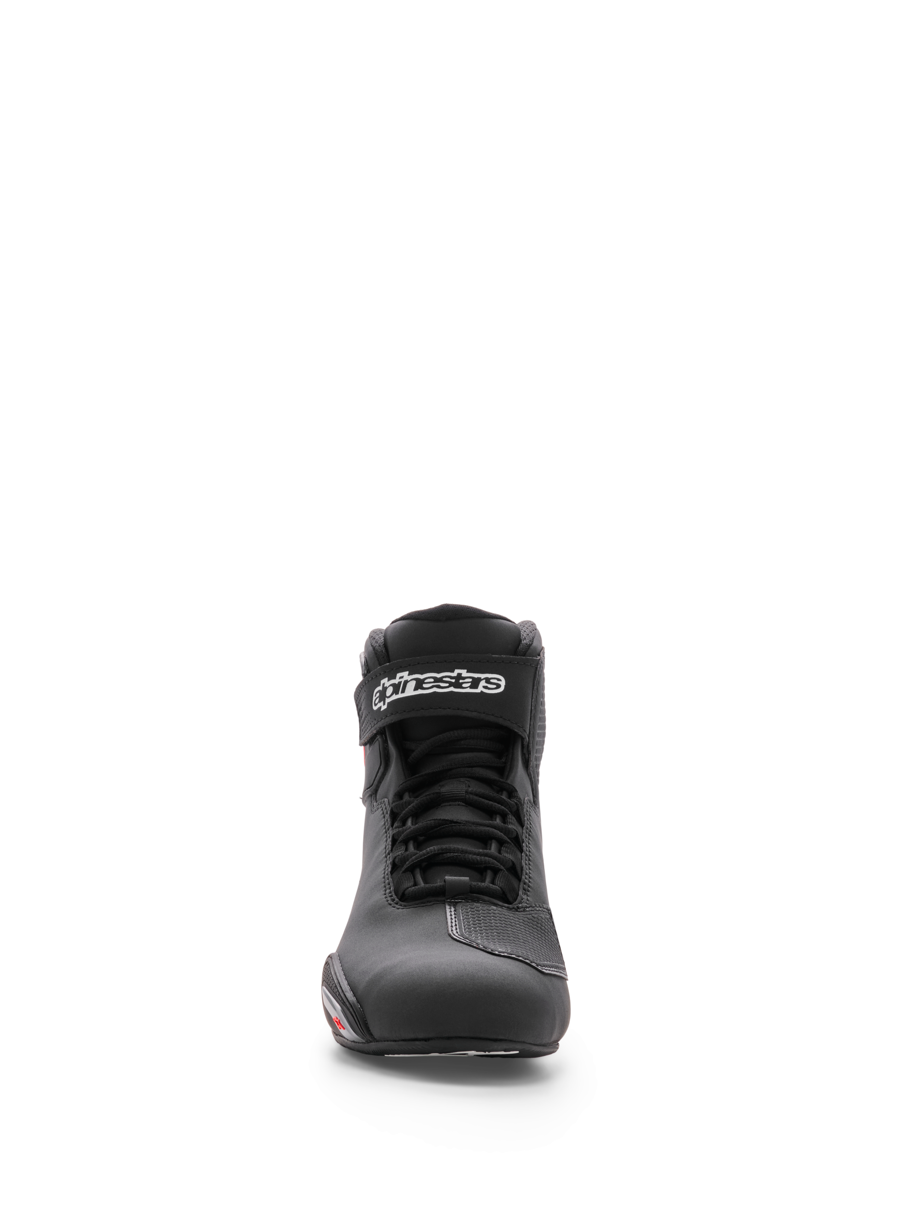 Alpinestars Sektor schoen, motorschoen, zwart, vooraanzicht met microvezel chassis, snelvetersysteem en enkelband met wit Alpinestars-logo, strak atletisch design voor op de weg